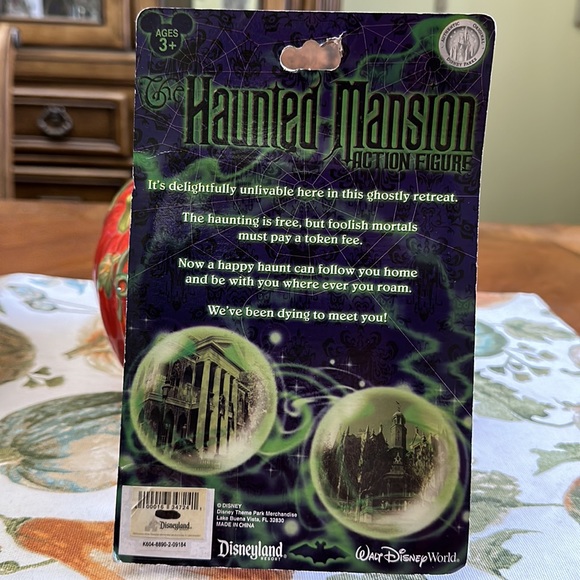40th Anniversary Edition Haunted Mansion BRIDE 🤍👻 NEw In Package! - Picture 6 of 8